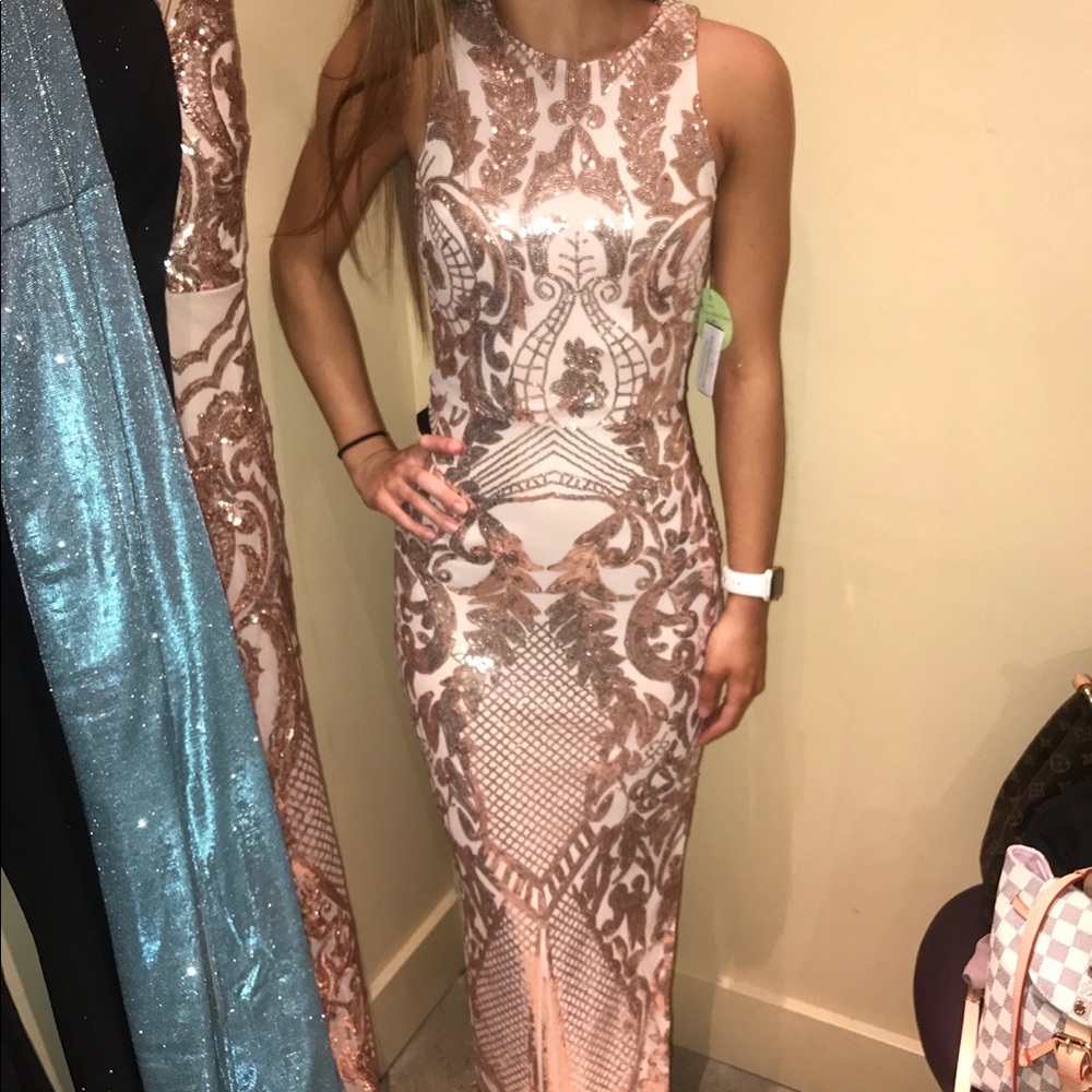 NWT Rose gold sequin long formal dress